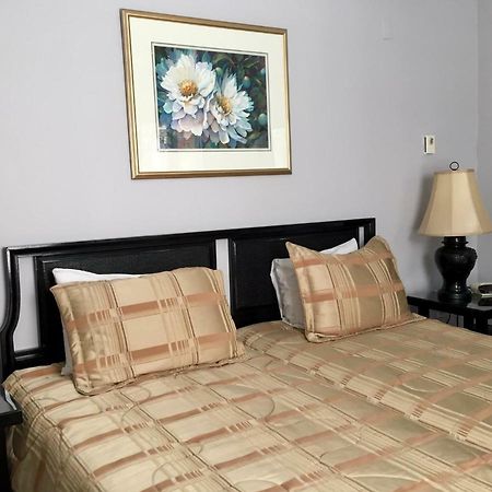 Trinity House Inn Gananoque Dış mekan fotoğraf