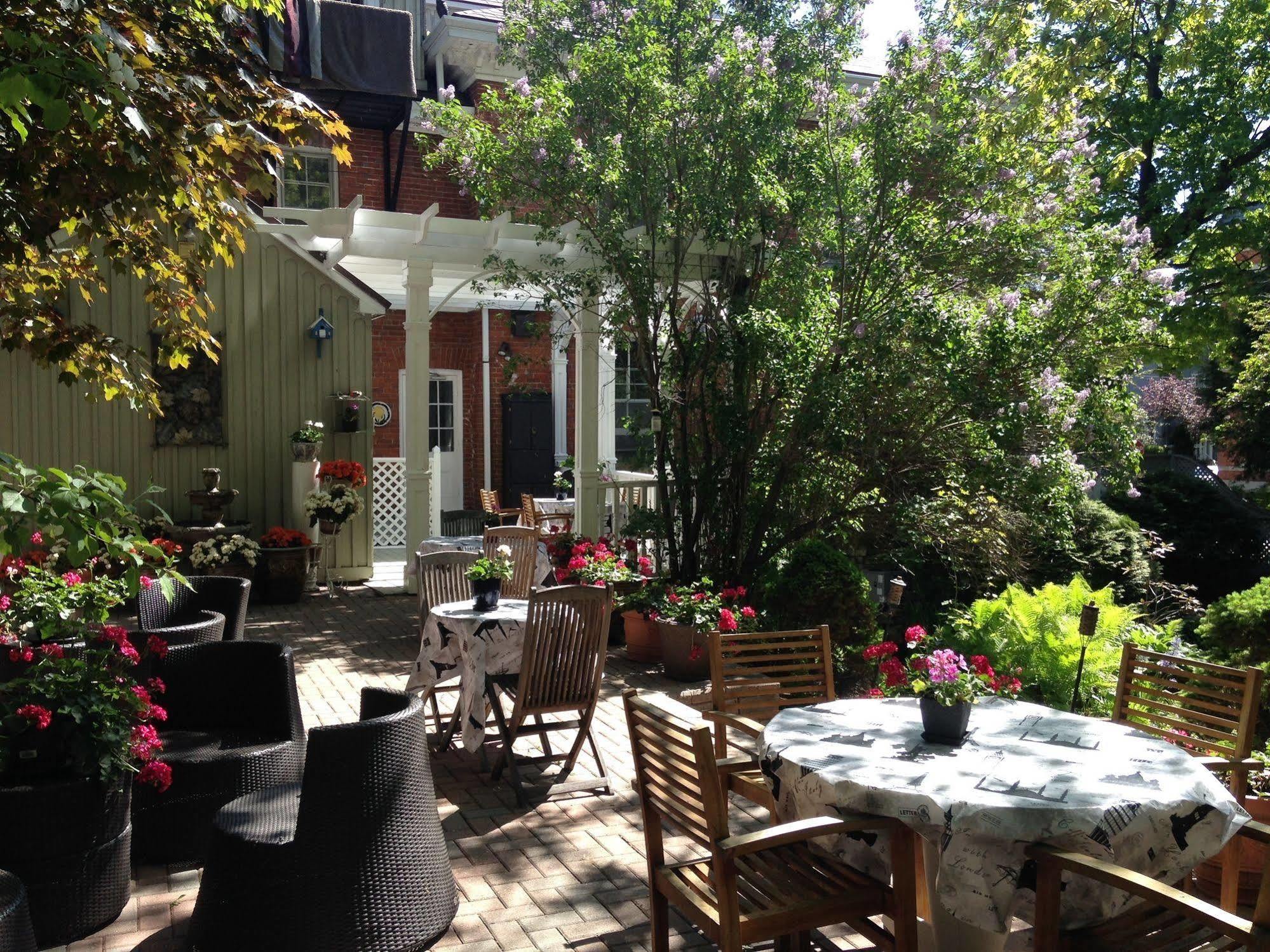 Trinity House Inn Gananoque Dış mekan fotoğraf