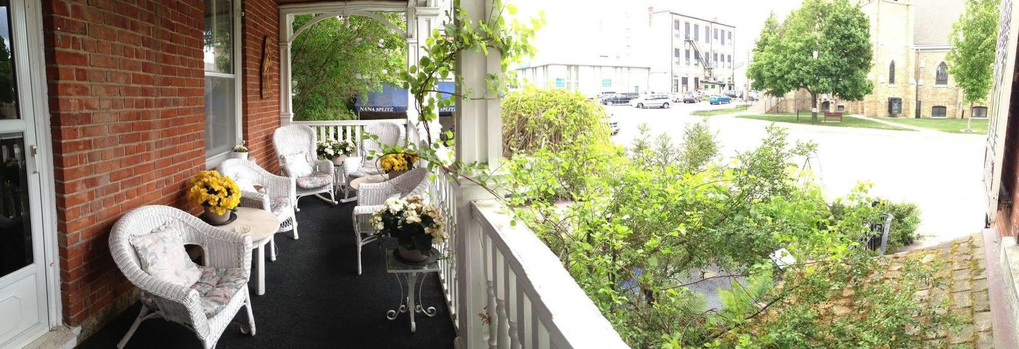 Trinity House Inn Gananoque Dış mekan fotoğraf