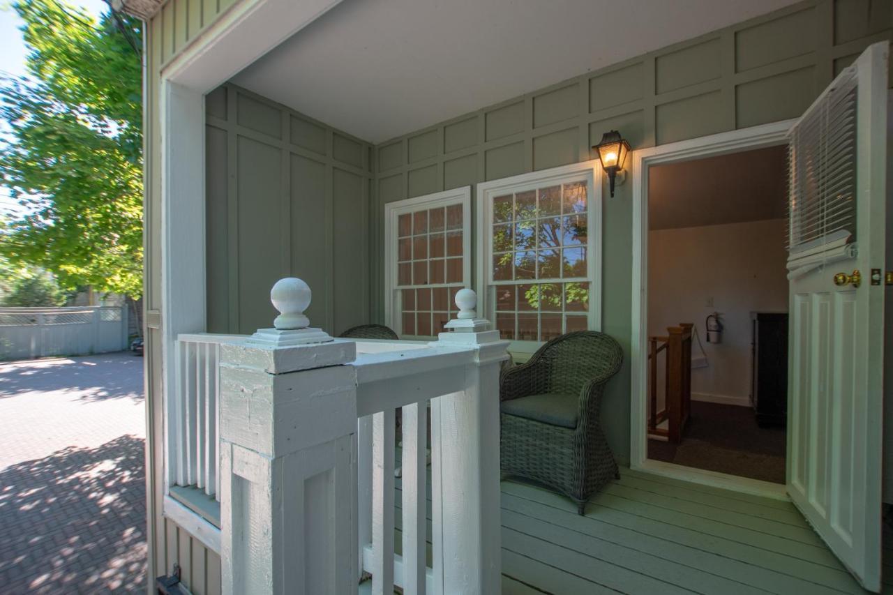 Trinity House Inn Gananoque Dış mekan fotoğraf