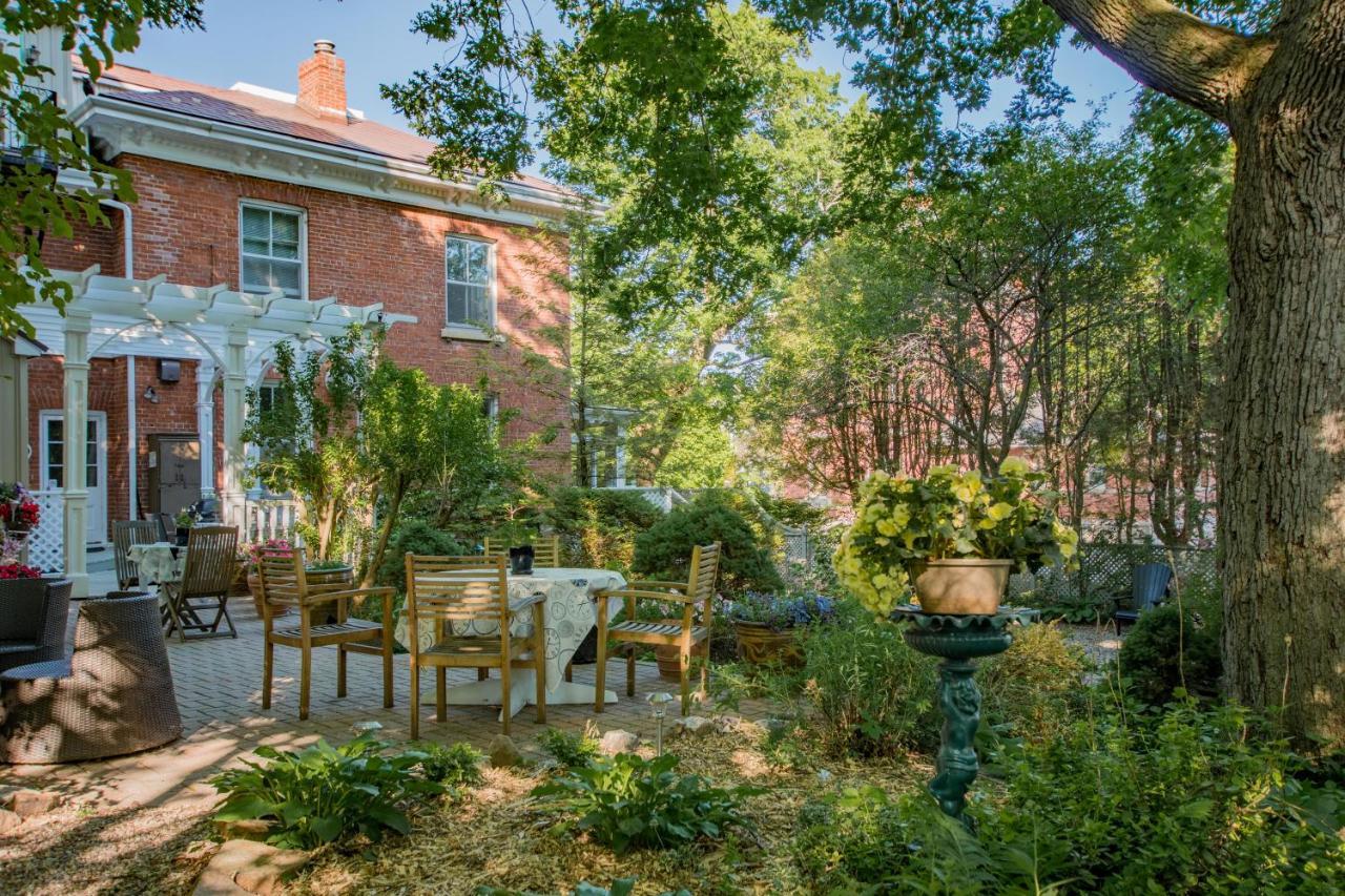 Trinity House Inn Gananoque Dış mekan fotoğraf