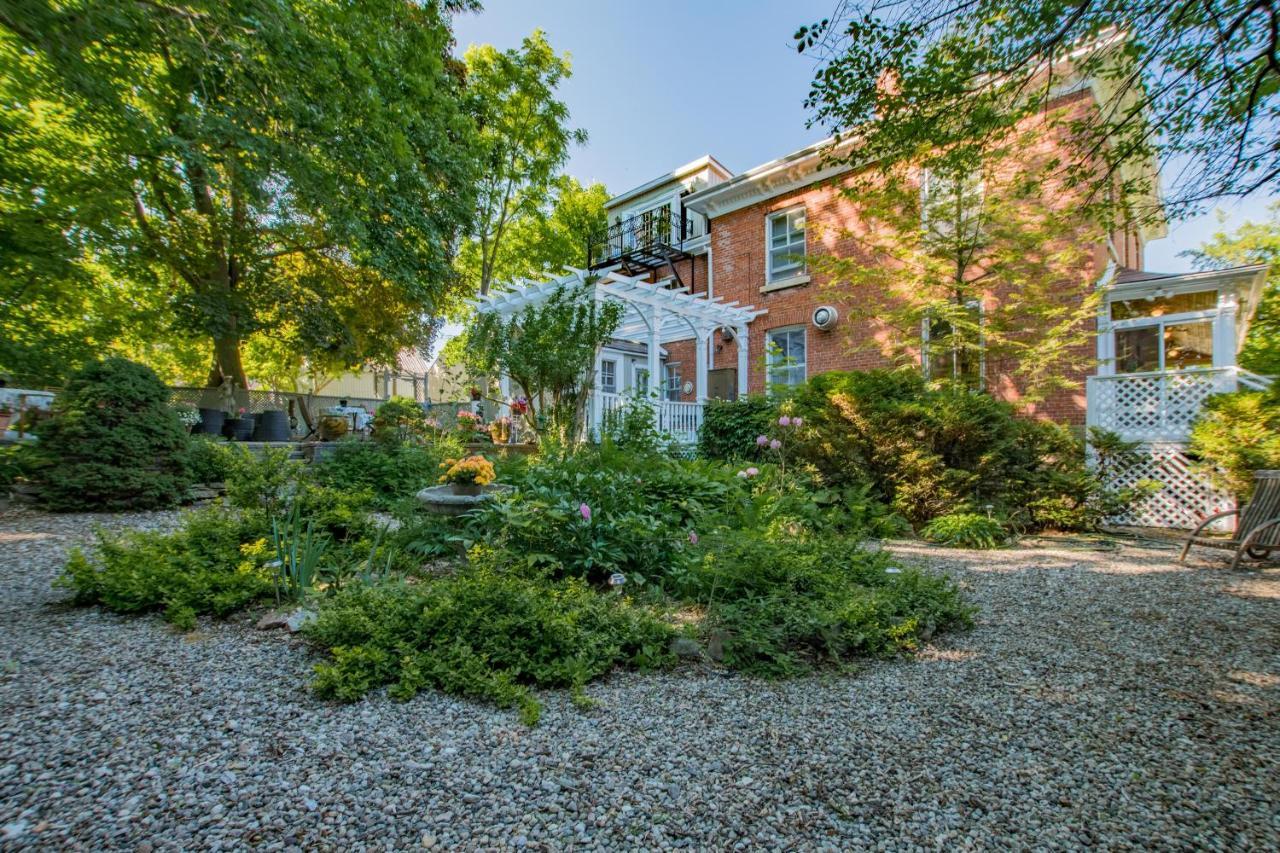 Trinity House Inn Gananoque Dış mekan fotoğraf