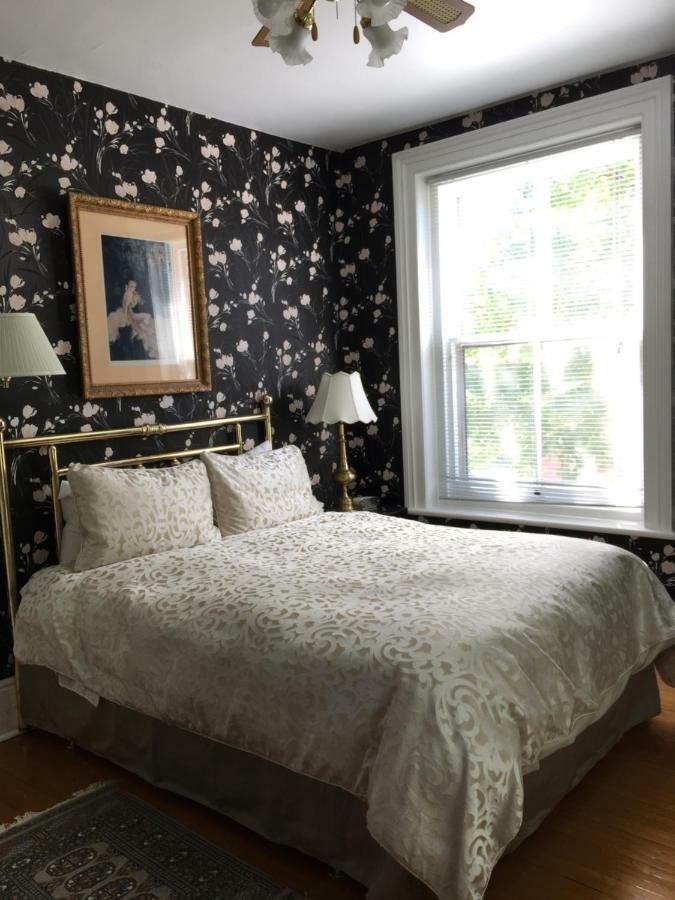 Trinity House Inn Gananoque Dış mekan fotoğraf