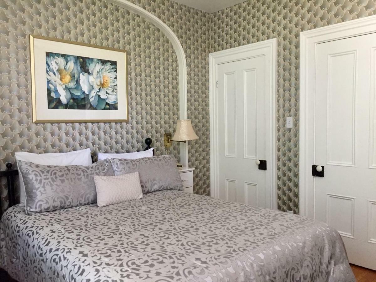 Trinity House Inn Gananoque Dış mekan fotoğraf