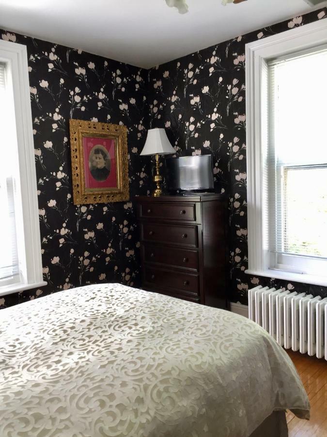 Trinity House Inn Gananoque Dış mekan fotoğraf