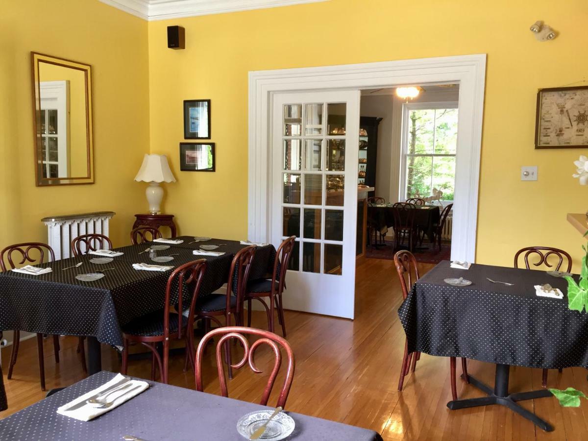 Trinity House Inn Gananoque Dış mekan fotoğraf