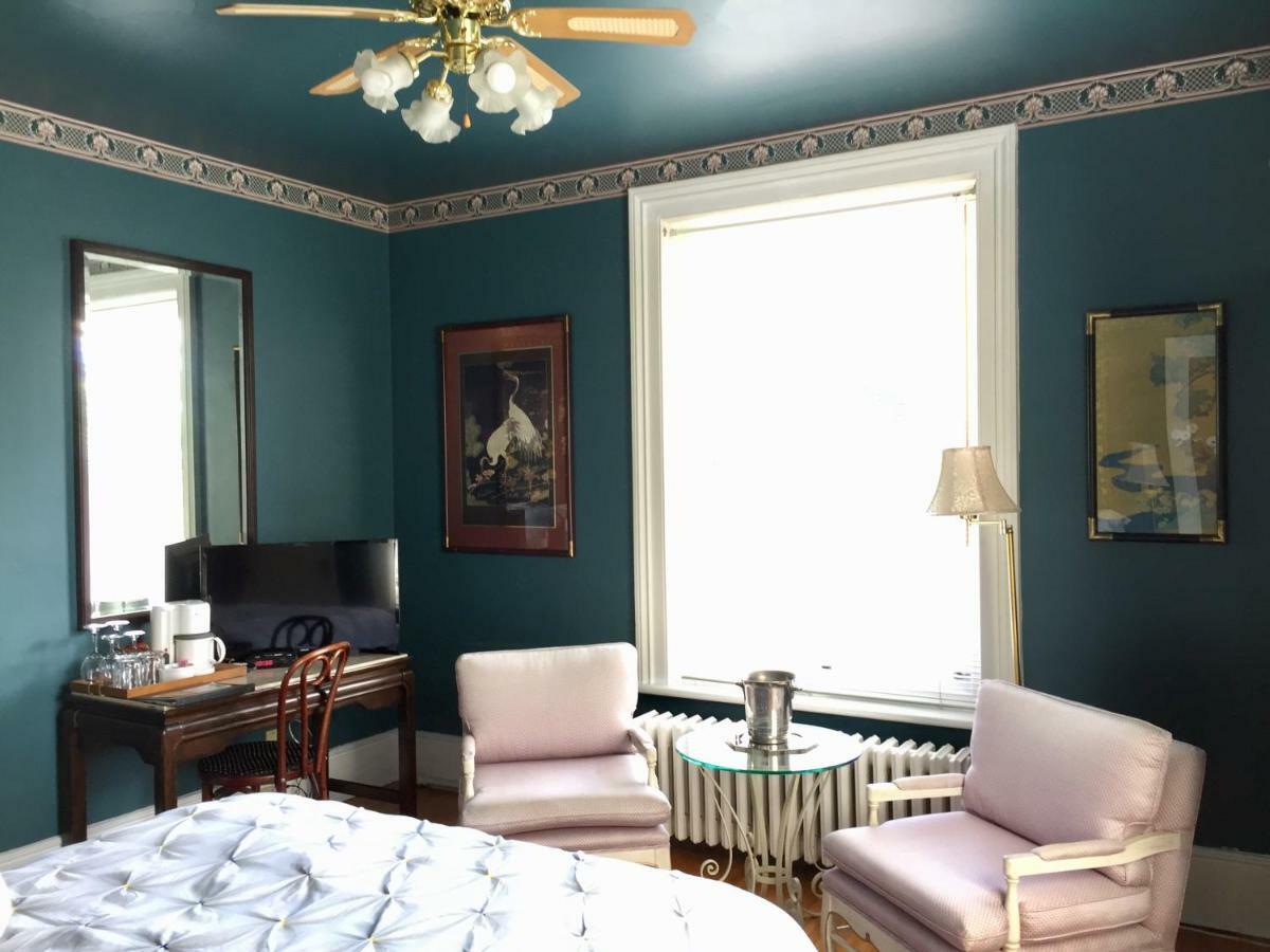 Trinity House Inn Gananoque Dış mekan fotoğraf